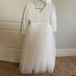 Flower Girl Dress fits size 4/5